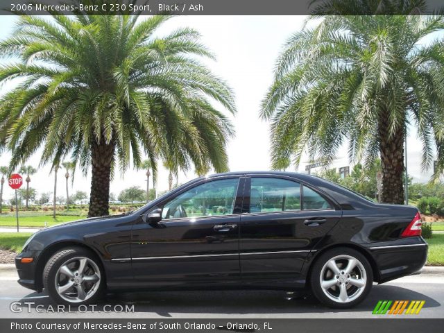 2006 Mercedes-Benz C 230 Sport in Black