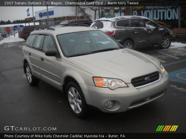 2007 Subaru Outback 2.5i Wagon in Champagne Gold Opal