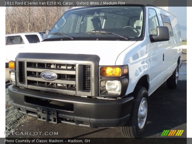2011 Ford E Series Van E150 XL Cargo in Oxford White