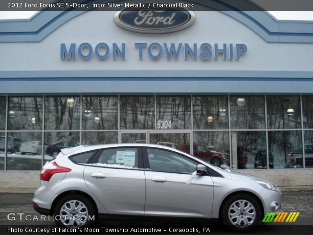 2012 Ford Focus SE 5-Door in Ingot Silver Metallic