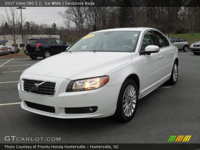 2007 Volvo S80 3.2 in Ice White