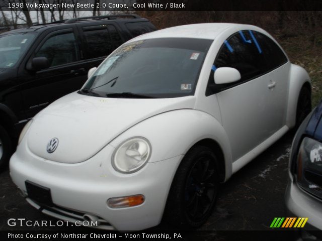 1998 Volkswagen New Beetle 2.0 Coupe in Cool White