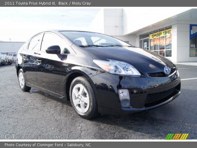 2011 Toyota Prius Hybrid III in Black