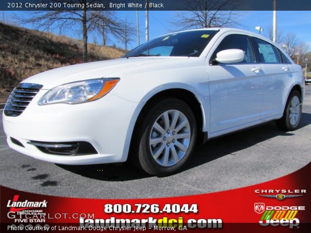 2012 Chrysler 200 Touring Sedan in Bright White
