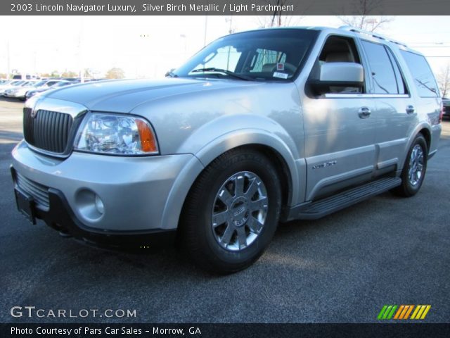 2003 Lincoln Navigator Luxury in Silver Birch Metallic