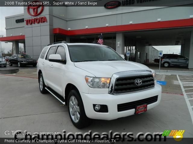 2008 Toyota Sequoia SR5 in Super White