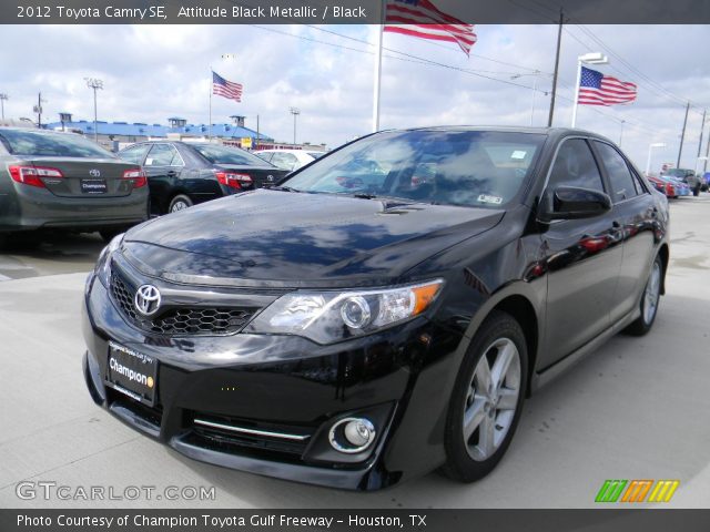 2012 Toyota Camry SE in Attitude Black Metallic