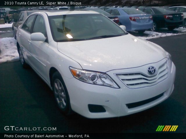 2010 Toyota Camry LE in Super White