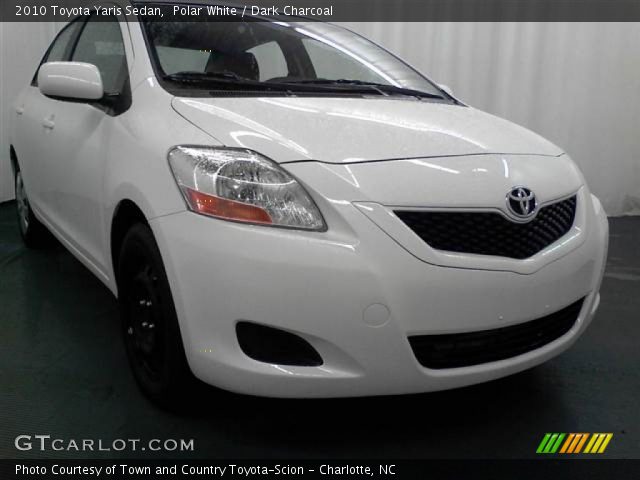 2010 Toyota Yaris Sedan in Polar White