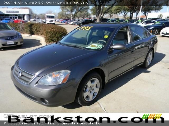 2004 Nissan altima gray