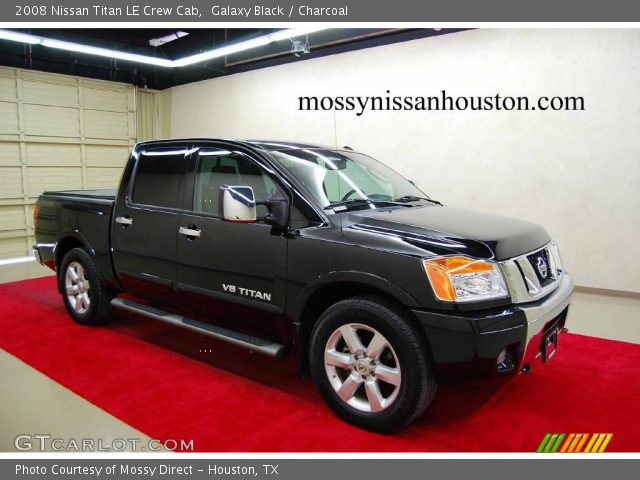2008 Nissan Titan LE Crew Cab in Galaxy Black
