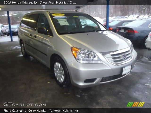 2009 Honda Odyssey LX in Silver Pearl Metallic
