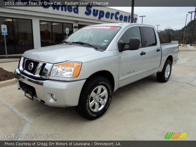 2011 Nissan Titan SV Crew Cab in Radiant Silver