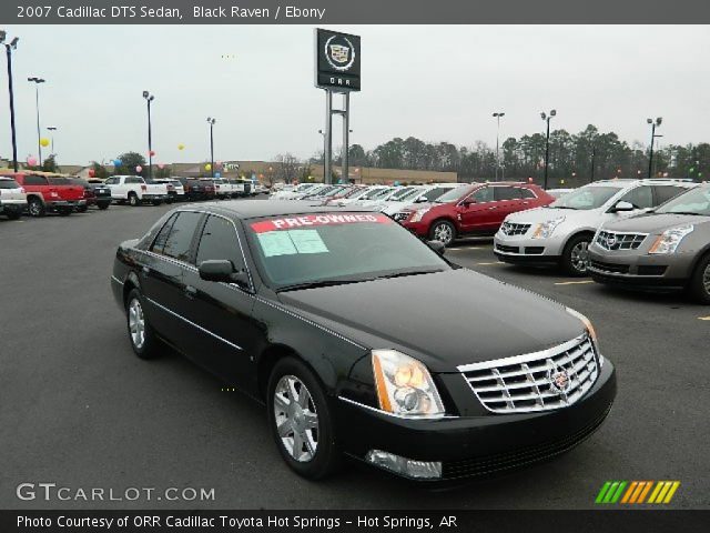 2007 Cadillac DTS Sedan in Black Raven