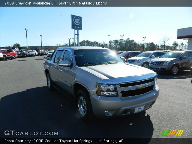 2009 Chevrolet Avalanche LT in Silver Birch Metallic
