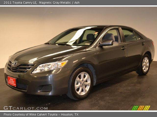 2011 Toyota Camry LE in Magnetic Gray Metallic