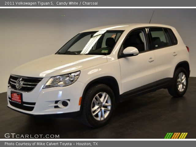 2011 Volkswagen Tiguan S in Candy White