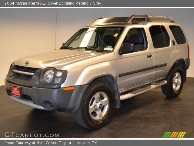 2004 Nissan Xterra XE in Silver Lightning Metallic