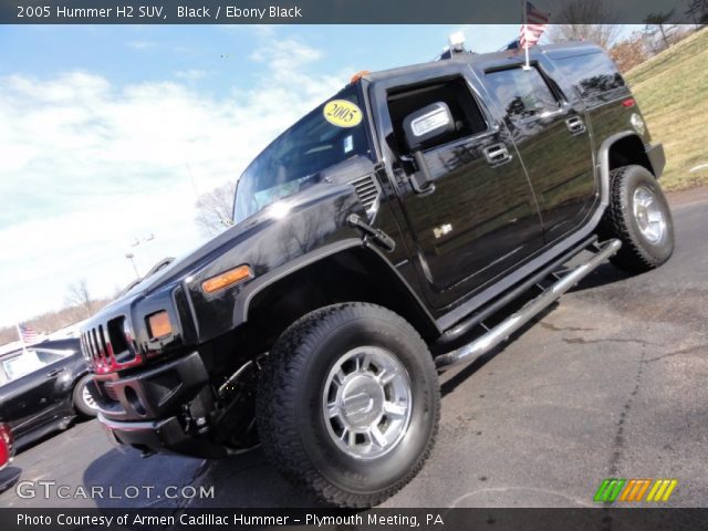 2005 Hummer H2 SUV in Black