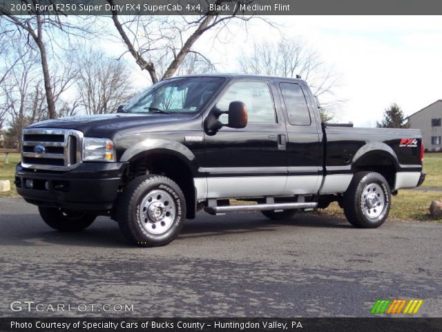 2005 Ford F250 Super Duty FX4 SuperCab 4x4 in Black