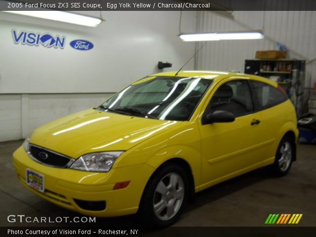 2005 Ford Focus ZX3 SES Coupe in Egg Yolk Yellow