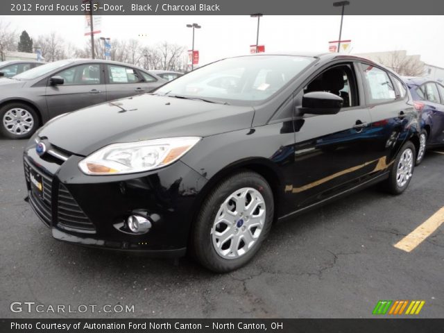 2012 Ford Focus SE 5-Door in Black