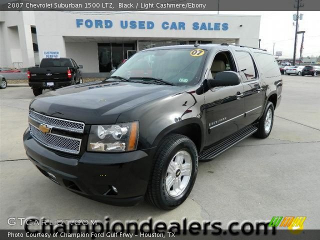 2007 Chevrolet Suburban 1500 LTZ in Black