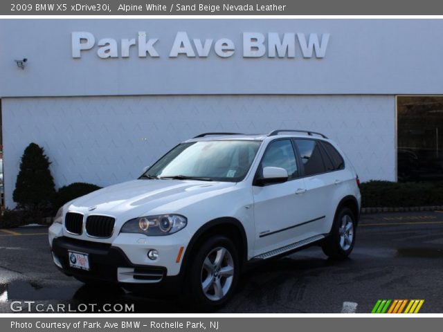 2009 BMW X5 xDrive30i in Alpine White