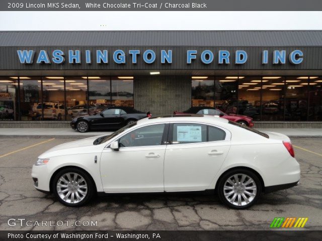 2009 Lincoln MKS Sedan in White Chocolate Tri-Coat