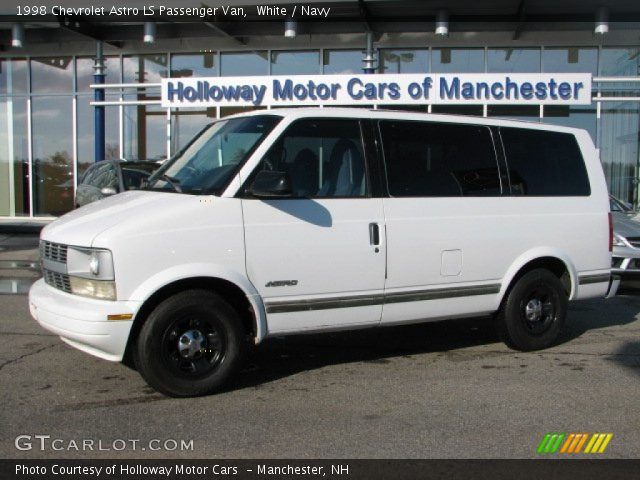 1998 Chevrolet Astro LS Passenger Van in White