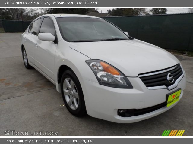2009 Nissan Altima 2.5 S in Winter Frost Pearl