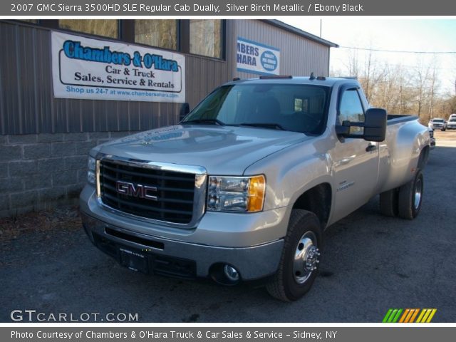 2007 GMC Sierra 3500HD SLE Regular Cab Dually in Silver Birch Metallic