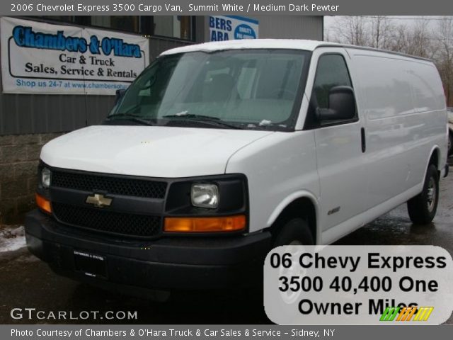 2006 Chevrolet Express 3500 Cargo Van in Summit White