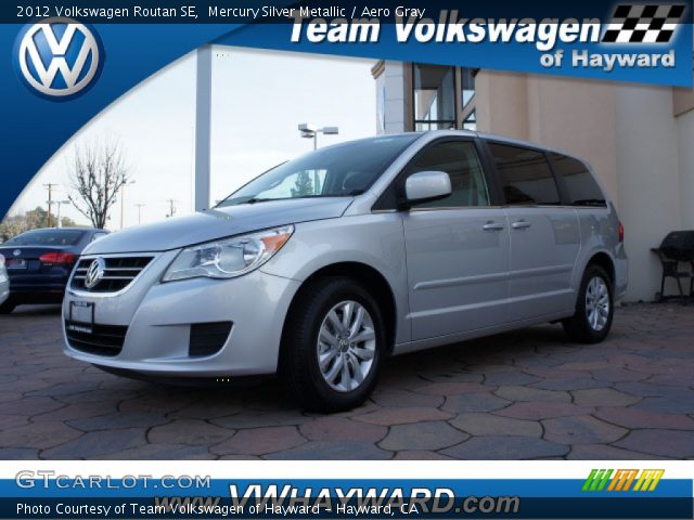 2012 Volkswagen Routan SE in Mercury Silver Metallic