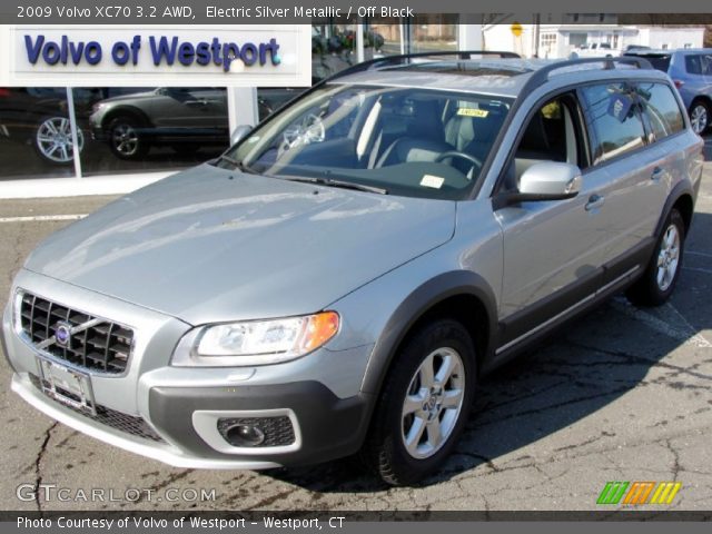 2009 Volvo XC70 3.2 AWD in Electric Silver Metallic