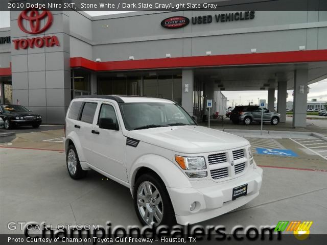 2010 Dodge Nitro SXT in Stone White