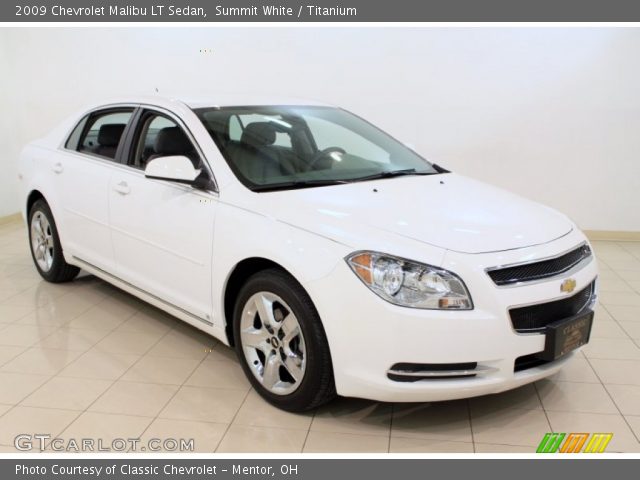 2009 Chevrolet Malibu LT Sedan in Summit White