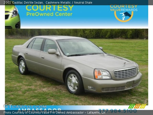 2002 Cadillac DeVille Sedan in Cashmere Metallic