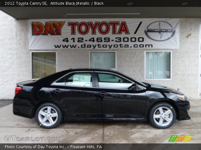 2012 Toyota Camry SE in Attitude Black Metallic