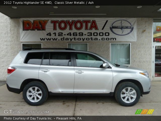 2012 Toyota Highlander SE 4WD in Classic Silver Metallic