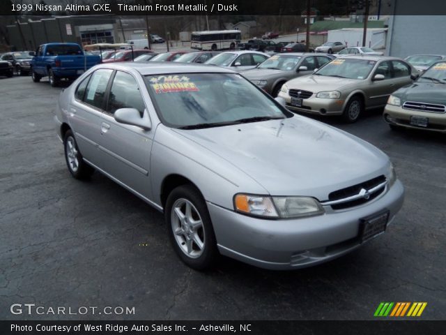 1999 Nissan Altima GXE in Titanium Frost Metallic
