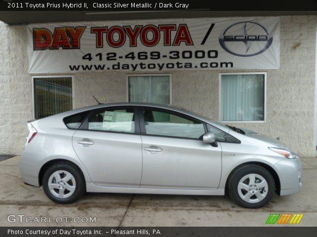 2011 Toyota Prius Hybrid II in Classic Silver Metallic