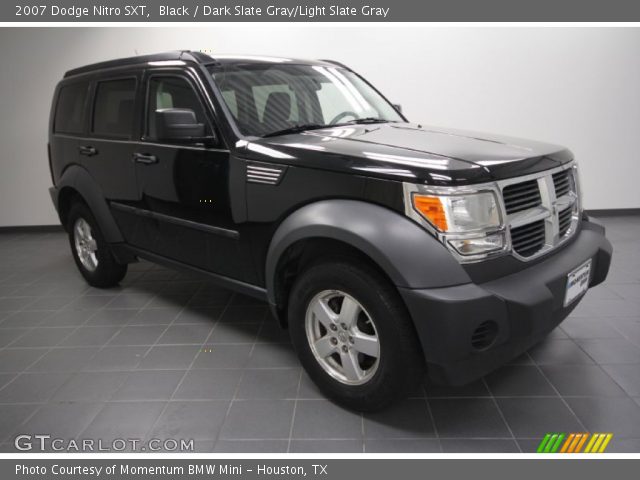 2007 Dodge Nitro SXT in Black