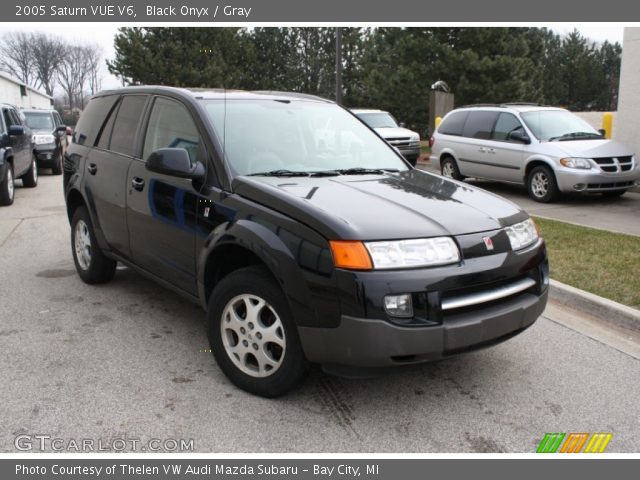 2005 Saturn VUE V6 in Black Onyx