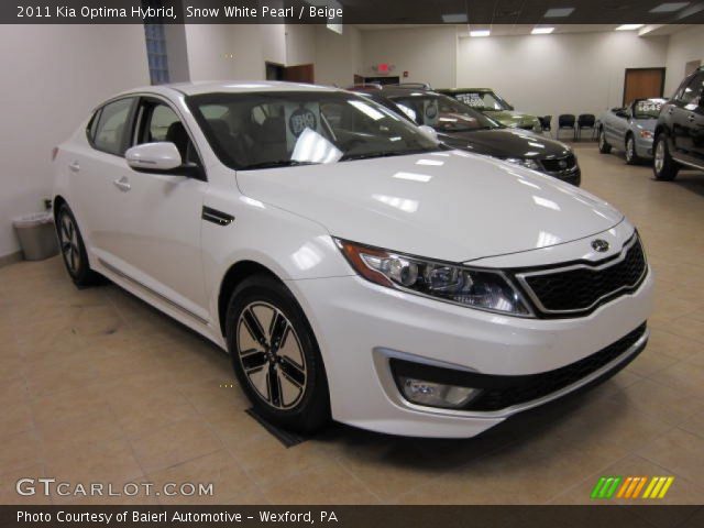 2011 Kia Optima Hybrid in Snow White Pearl