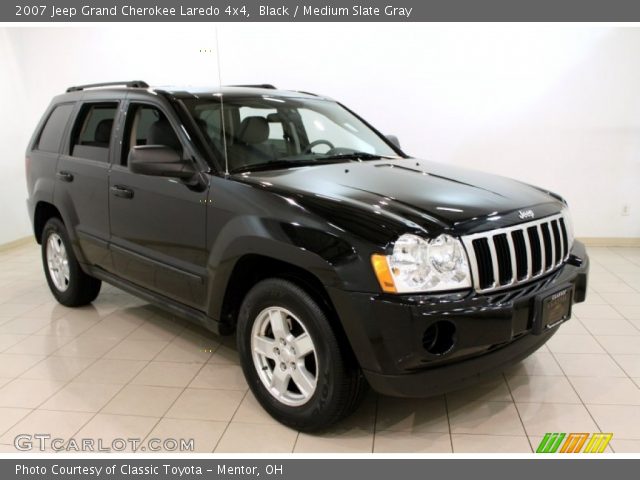 2007 Jeep Grand Cherokee Laredo 4x4 in Black