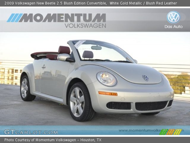 2009 Volkswagen New Beetle 2.5 Blush Edition Convertible in White Gold Metallic