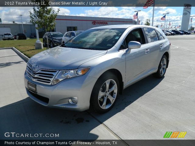 2012 Toyota Venza LE in Classic Silver Metallic