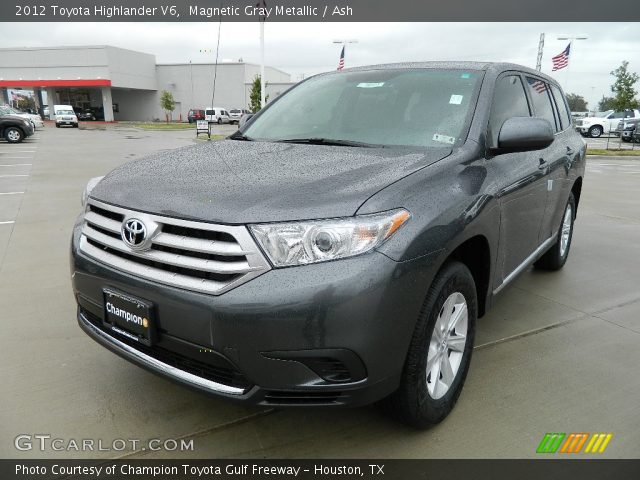 2012 Toyota Highlander V6 in Magnetic Gray Metallic