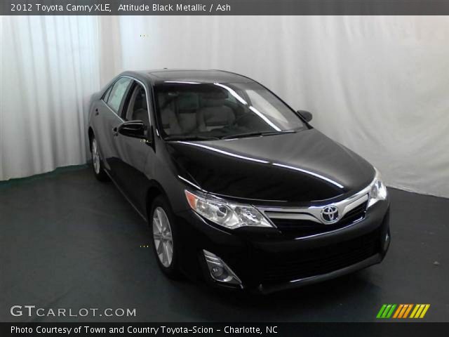 2012 Toyota Camry XLE in Attitude Black Metallic